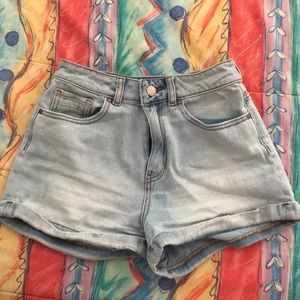 Light wash high waisted denim shorts